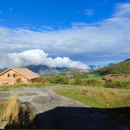 Au Toit Des 4 Saisons Villa Venterol Kültér fotó